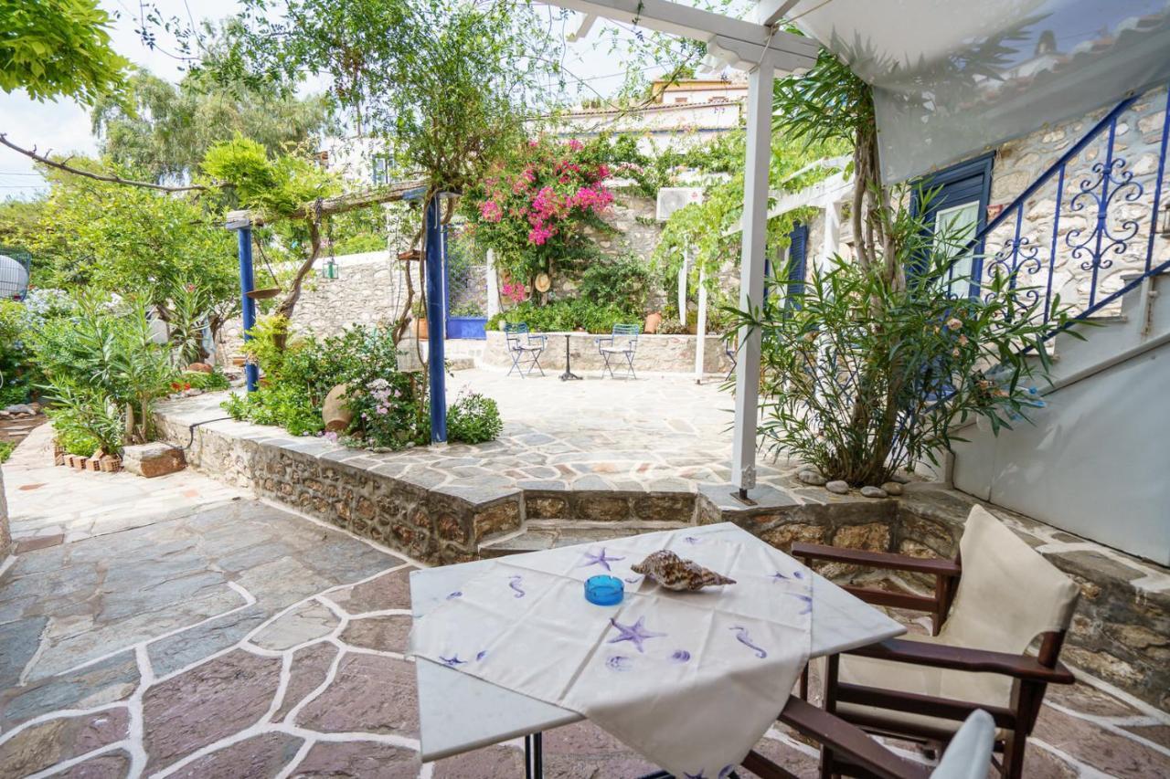 Sparrow Apartments هيدرا المظهر الخارجي الصورة